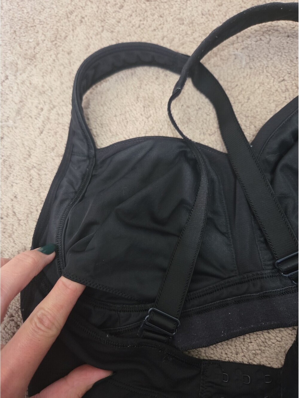 Lululemo bra - Picture 6 of 6